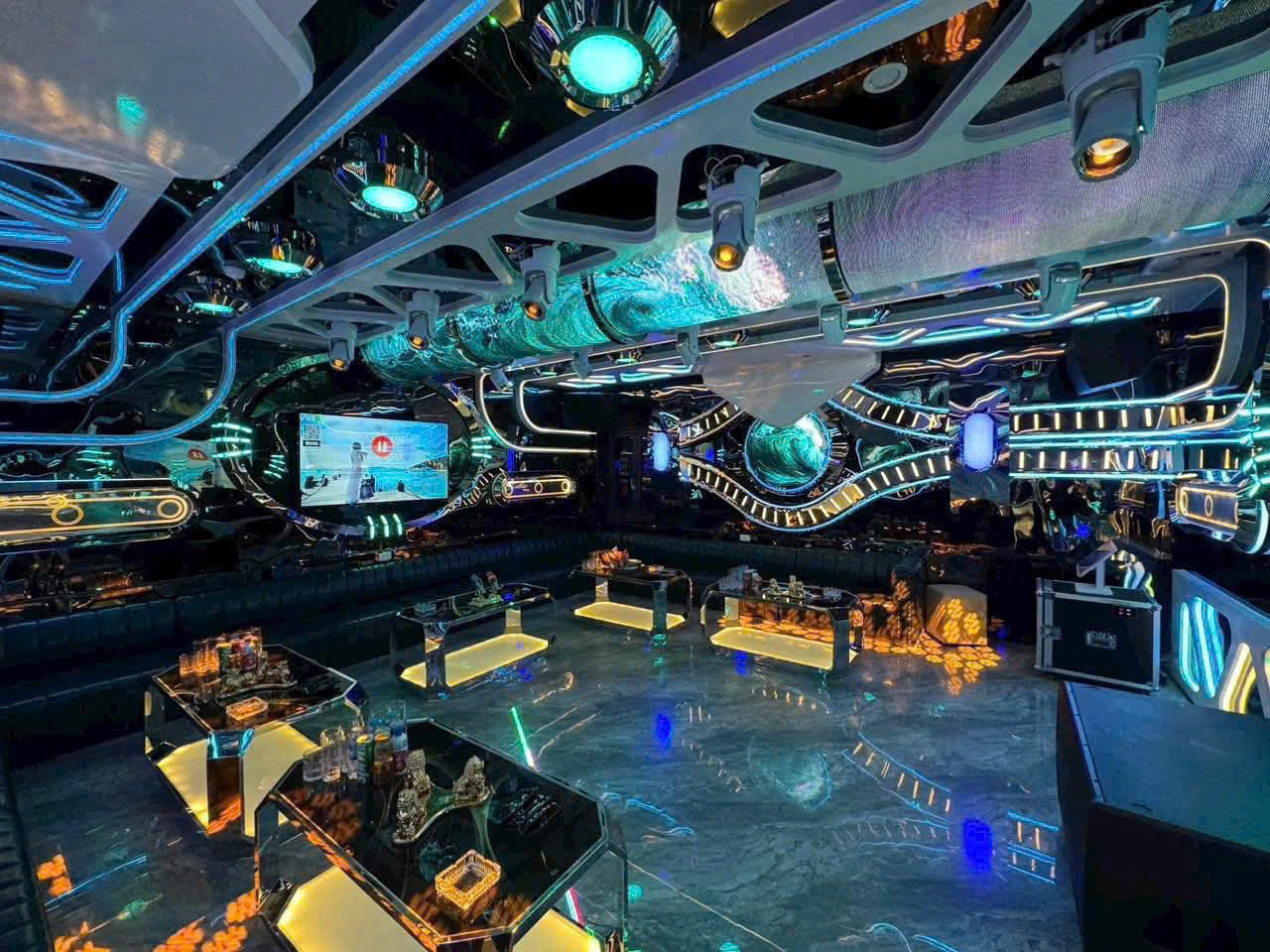 VINAHOUSE