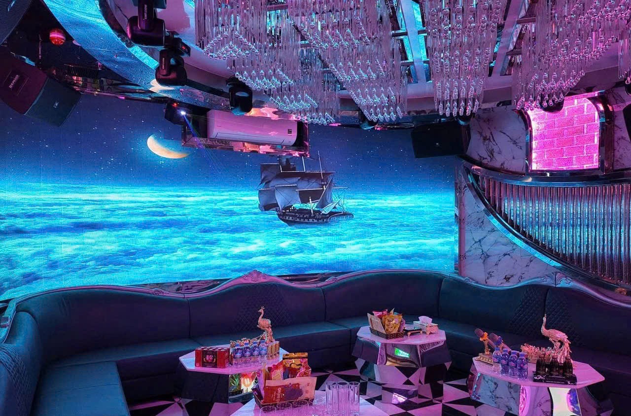 Không gian phòng hát VIP Karaoke Hanoi